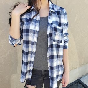 Hollister Boyfriend Button down Shirt